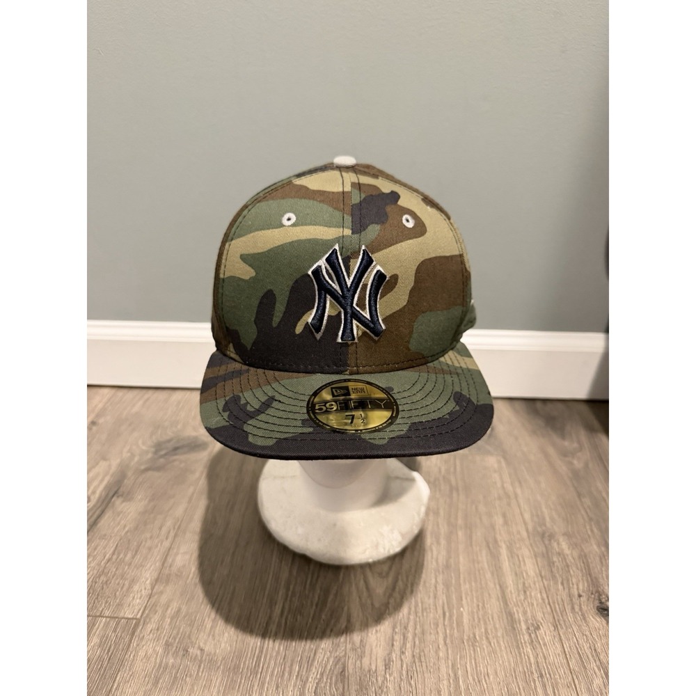New York Yankees Hat Cap Fitted Mens 7 1/2 Brown Green Camo Baseball New Era